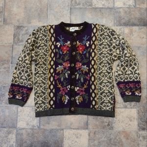 Vintage Heirloom Collectibles cardigan sweater size medium